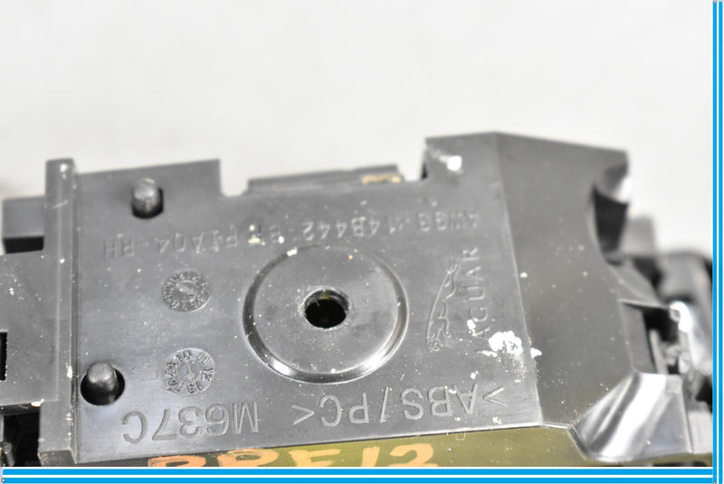 Load image into Gallery viewer, 10-18 Jaguar XJ XJL X351 Rear Right Passenger Side Window Control Switch Oem
