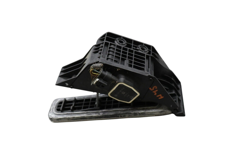 Load image into Gallery viewer, 08-20 Mercedes W212 E550 CLS550 Gas Throttle Pedal Accelerator A2043001204 Oem
