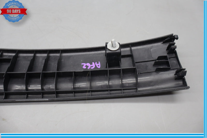 Load image into Gallery viewer, 09-14 Hyundai Genesis Passenger Front Right Seat Cover Trim Panel 882913M000 Oem
