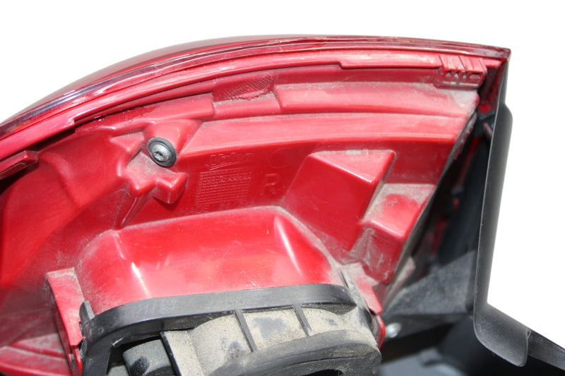Load image into Gallery viewer, 11-14 Volkswagen VW Touareg Rear Right Passenger Outer Tail Light Lamp Oem
