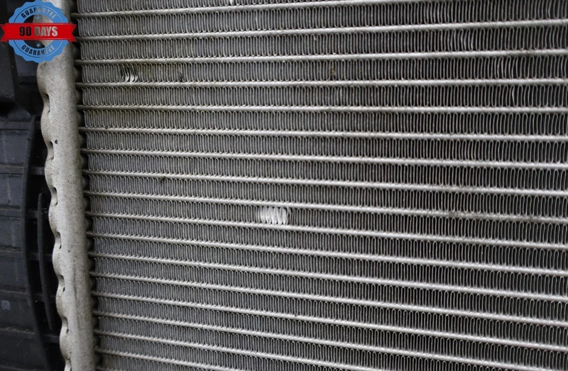 Load image into Gallery viewer, 09-18 Audi A5 A5 Quattro Front Engine Cooling Radiator 8K0121251 Oem
