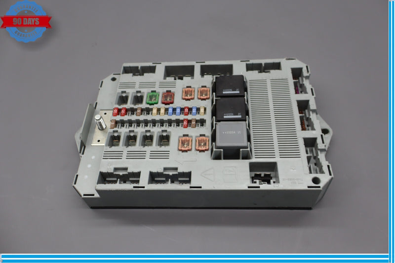 Load image into Gallery viewer, 10-11 Jaguar X250 XF Rear Smart Junction Fuse Relay Box 9X2314D628AC Oem
