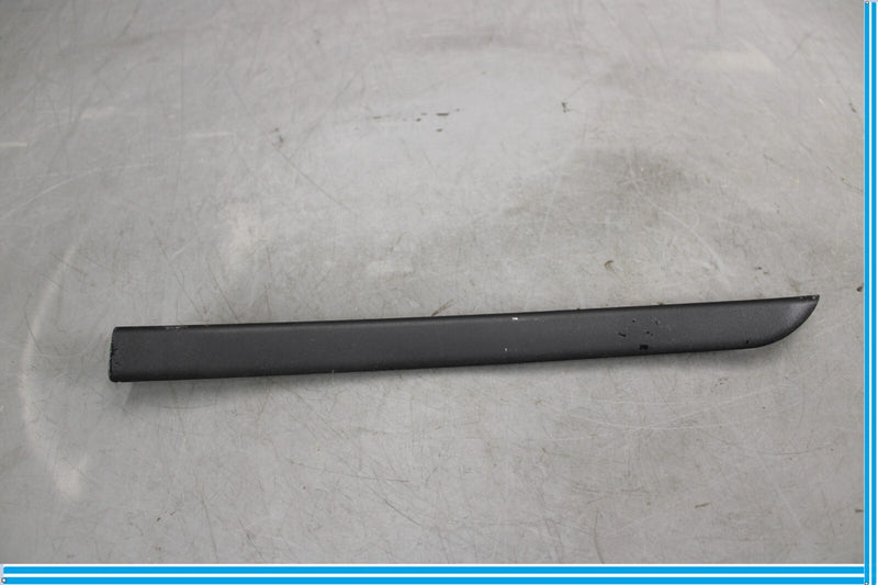 Load image into Gallery viewer, 09-15 BMW 750Li F01 F02 Rear Left Side Door Window Molding Trim Cover Oem
