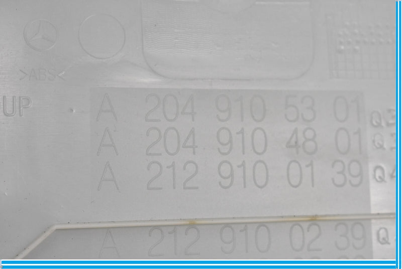 Load image into Gallery viewer, 08-14 Mercedes E350 E550 Front Right Passenger Side Seat Back Cover Panel Oem
