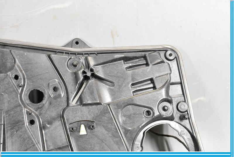 Load image into Gallery viewer, 14-19 Mercedes W117 CLA250 Front Right Passenger Door Carrier Module Oem

