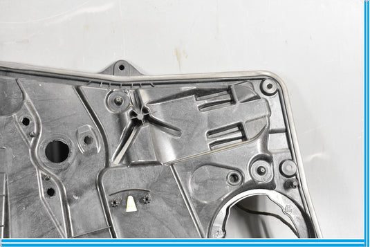 14-19 Mercedes W117 CLA250 Front Right Passenger Door Carrier Module Oem