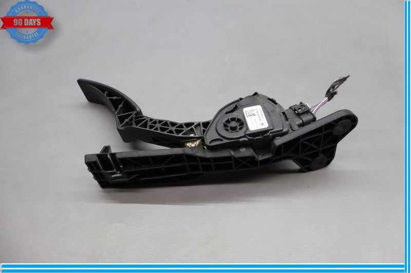 Load image into Gallery viewer, 06-19 Mercedes X166 GL450 ML350 Engine Gas Throttle Accelerator Pedal Oem

