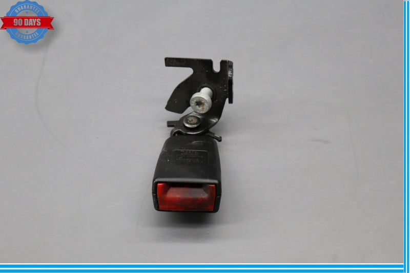Load image into Gallery viewer, 10-18 Mercedes CLS550 E350 Rear Left Driver Side Safety Seat Belt Buckle Oem
