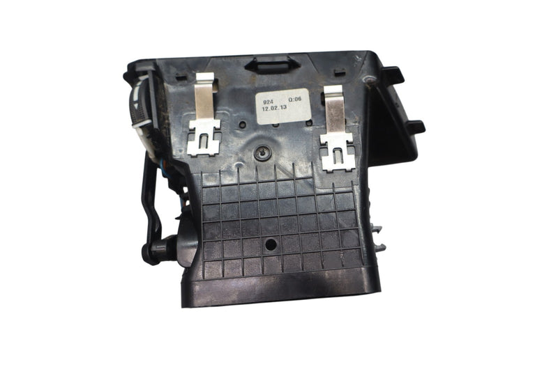 Load image into Gallery viewer, 10-13 Mercedes W212 E350 E550 Right Side Dash Dashboard AC A/C Air Vent Oem
