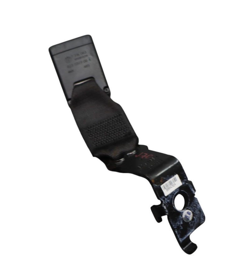 Load image into Gallery viewer, 14-18 BMW X5  F15 Rear Center Seat Belt Buckle / Receiver 7318063 Oem

