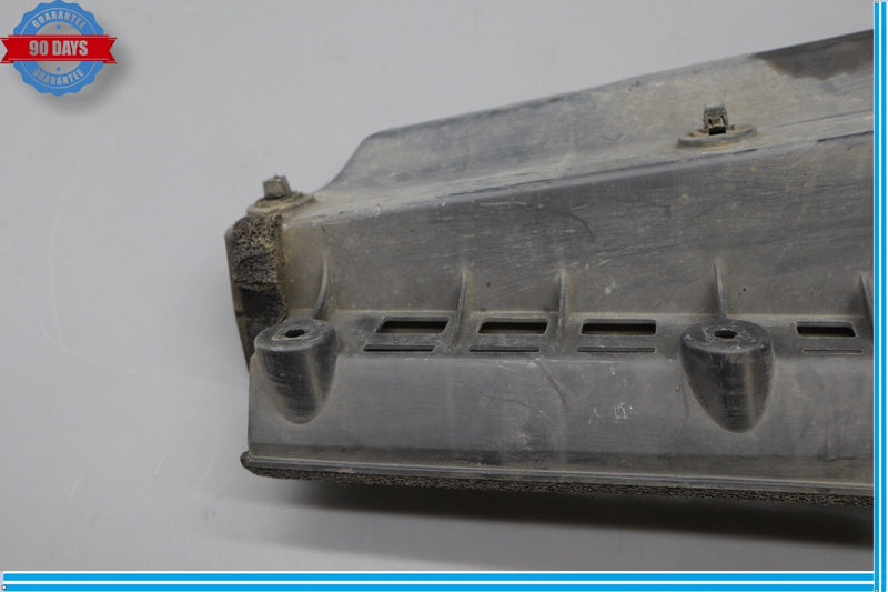 Load image into Gallery viewer, 07-09 Lexus LS460 Rear Right Lower Bumper Retainer Bracket 52565-50050 Oem
