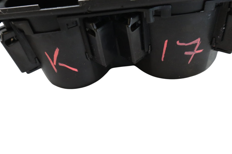 Load image into Gallery viewer, 14-16 Hyundai Equus Center Console Cup Holder Assembly 84605-3NFB0 Oem
