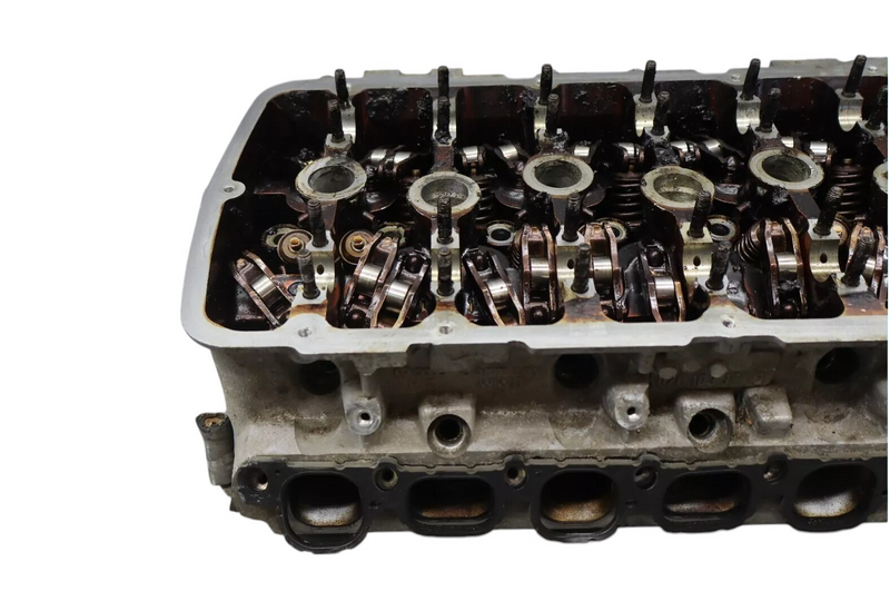 Load image into Gallery viewer, 03-12 Bentley Continental Flying Spur Right Side Engine Cylinder Head 6.0L Oem
