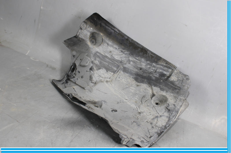 Load image into Gallery viewer, 08-14 Mercedes W204 C250 E350 Front Left Side Section Inner Fender Liner Oem
