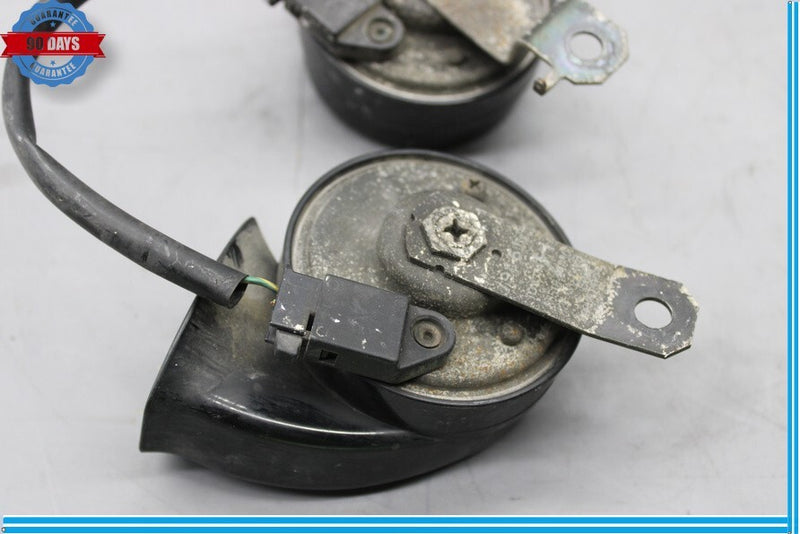 Load image into Gallery viewer, 02-10 Lexus SC430 Horn Set High And Low Note Horns 86520-24050 Oem
