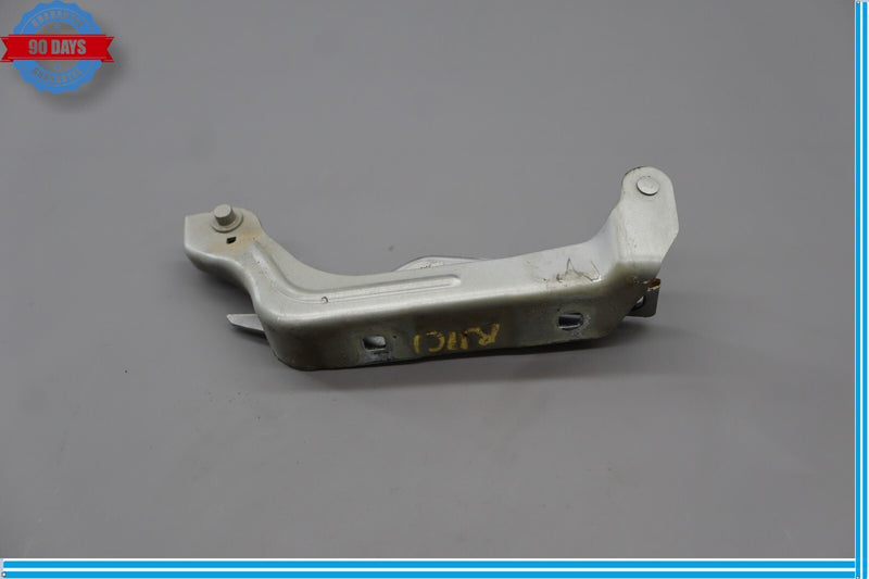 Load image into Gallery viewer, 14-17 Maserati Ghibli M157 Front Right Passegner Side Boonet Hood Hinge Oem
