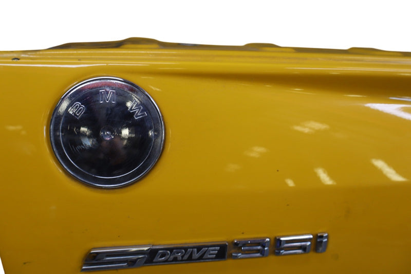 Load image into Gallery viewer, 09-12 BMW E89 Z4 3.0L Front Right Passenger Side Fender Cover Panel Yellow Oem
