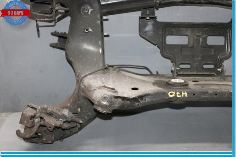 Load image into Gallery viewer, 14-17 Maserati Quattroporte Rear Crossmember Sub Frame 670007569 Oem
