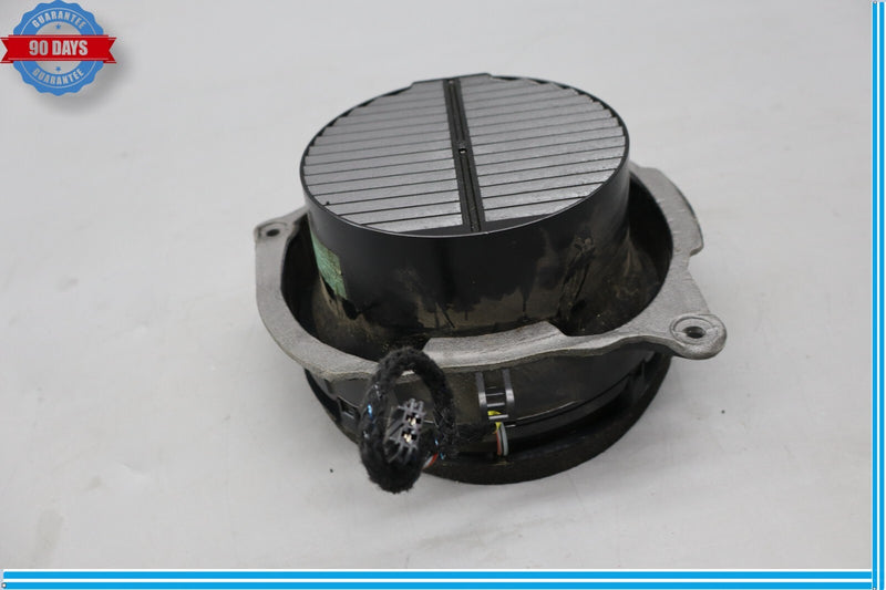 Load image into Gallery viewer, 96-02 Mercedes W210 E320 E430 Front Right Side Door Audio Sound Speaker Oem
