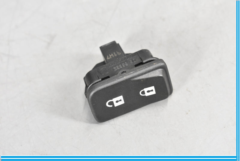 Load image into Gallery viewer, 04-11 Volvo C70 Front Right Passenger Side Door Lock Control Switch Button Oem
