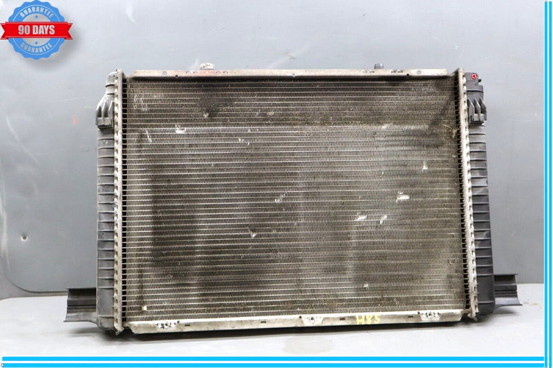 Load image into Gallery viewer, 92-02 Mercedes R129 SL500 500SL Engine Cooling Cooler Radiator Assembly Oem
