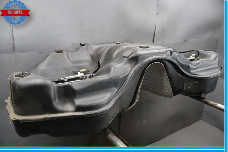 Load image into Gallery viewer, 14-20 Maserati Ghibli Fuel Gas Tank Reservoir Pump Assembly Oem
