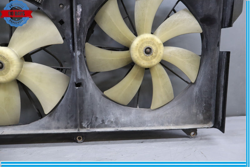 Load image into Gallery viewer, 01-06 Lexus LS430 XF30 Engine Radiator Cooling Fan Assembly 8925730040 Oem
