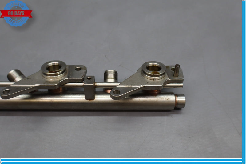 Load image into Gallery viewer, 12-18 Mercedes W218 CLS550 Right Side Fuel Injection Rail Line A2780703495 Oem
