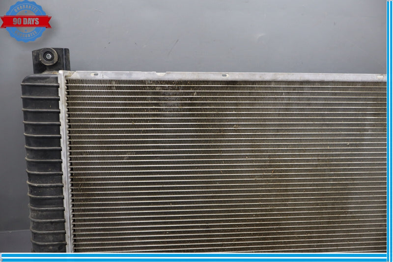 Load image into Gallery viewer, 03-04 HUMMER H2 Front Engine Aluminum Radiator Panel Assembly 22840116 Oem
