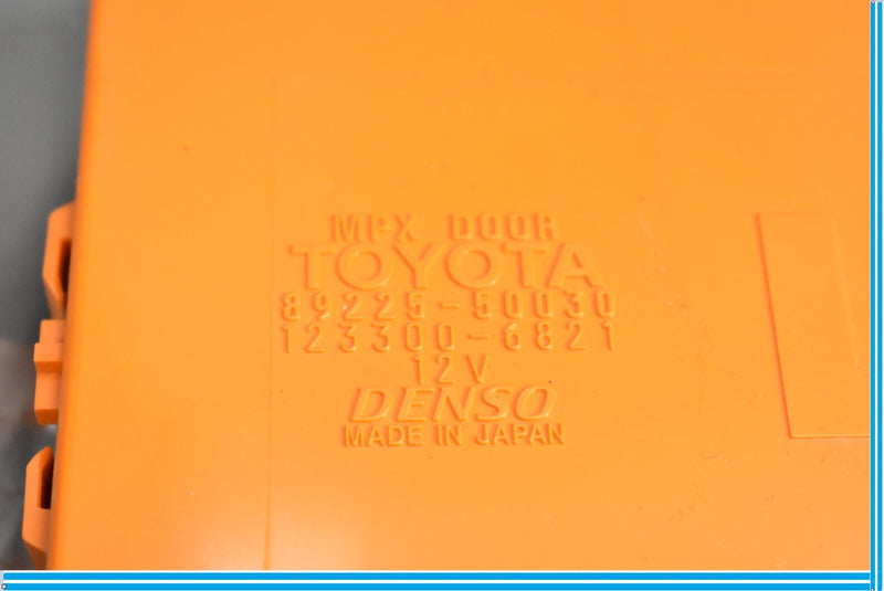 Load image into Gallery viewer, 07-09 Lexus LS460 XF40 Rear Left Driver Side Dorr Control Module 89225-50030 Oem
