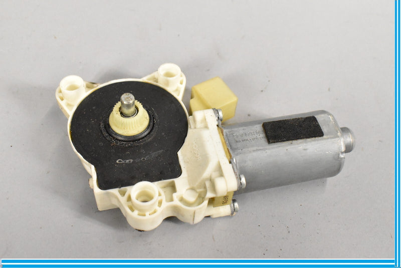 Load image into Gallery viewer, 03-12 Mercedes SL500 CLK500 Front Left Side Door Window Regulator Motor Unit
