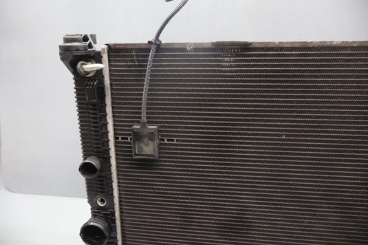 08-15 Mercedes W212 E350 C300 Engine Motor Water Cooling Radiator 2045003003 Oem
