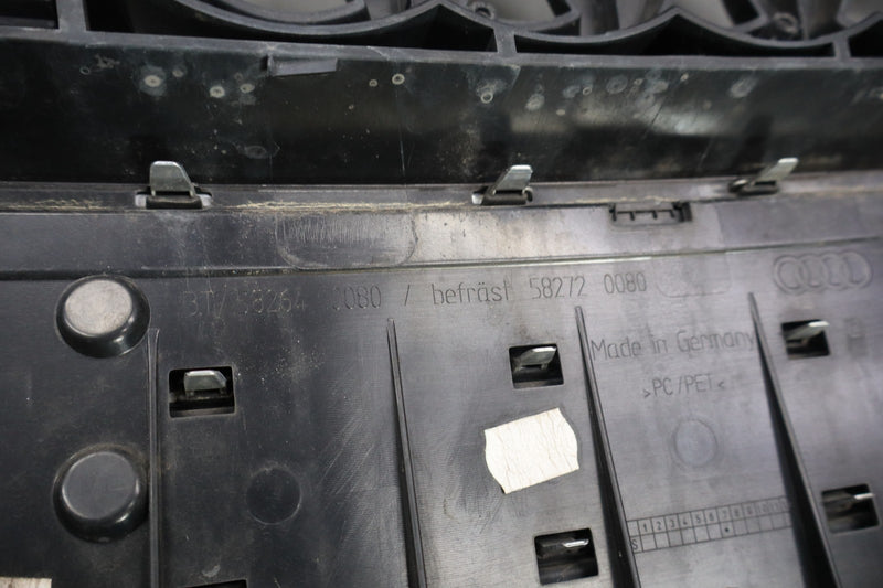 Load image into Gallery viewer, 12-15 Audi A7 Quattro Front Bumper Radiator Center Grille Grill 4G8853651C Oem
