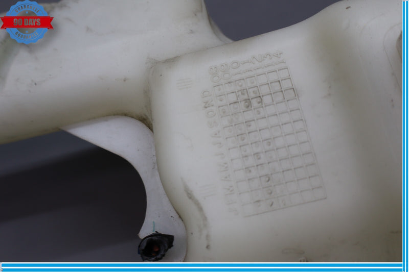 Load image into Gallery viewer, 11-16 Hyundai Equus Windshield Washer Reservoir Water Tank 986103N000 Oem
