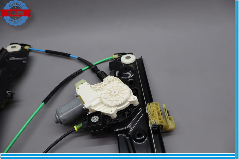 Load image into Gallery viewer, 10-17 BMW  535i GT xDrive Front Right Side Door Window Regulator W/ Motor Oem
