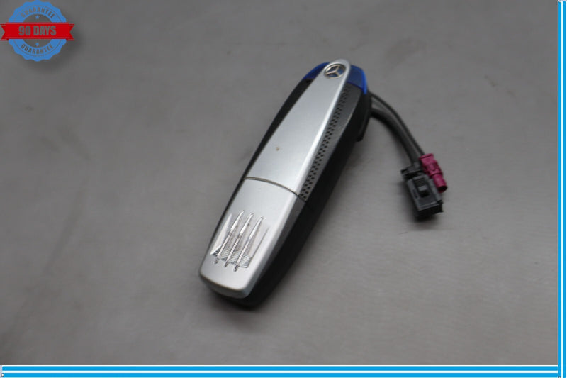 Load image into Gallery viewer, 06-11 Mercedes CLS550 CLS500 Bluetooth Module Adapter Interface Hands Free Oem
