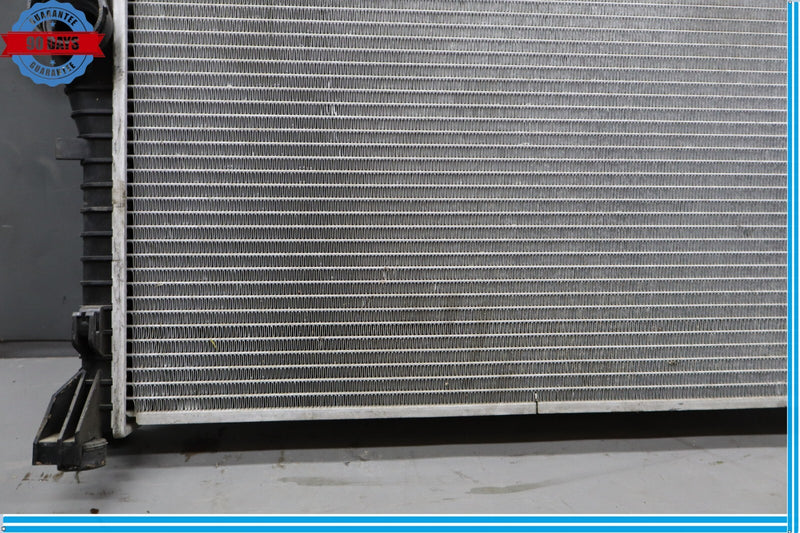 Load image into Gallery viewer, 03-09 Mercedes CLS500 E500 Engine Motor Cooling Radiator 2115001154 Oem
