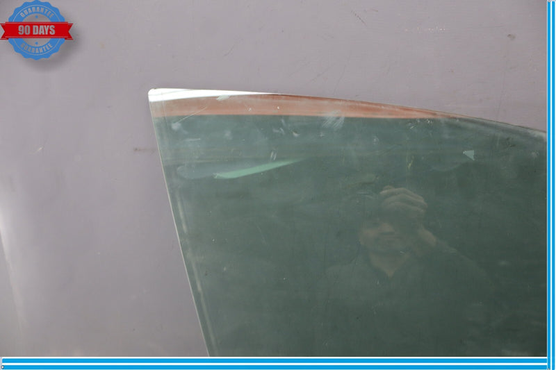 Load image into Gallery viewer, 08-14 Mercedes C250 C350 W204 Front Right Passenger Side Door Window Glass Oem
