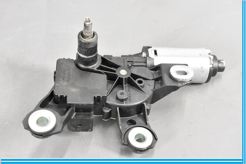 Load image into Gallery viewer, 11-17 Volkswagen VW Touareg Rear Window Windshield Wiper Motor Oem
