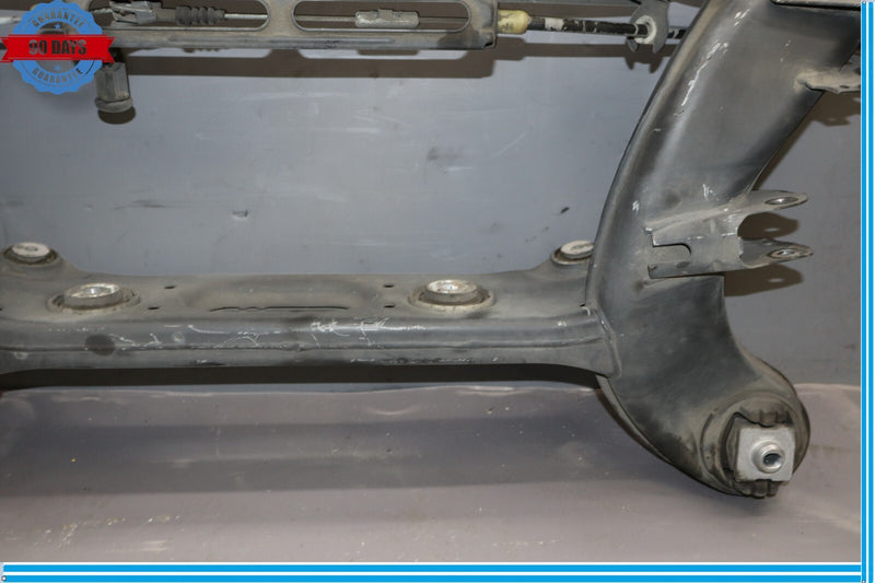 Load image into Gallery viewer, 10-18 Mercedes E350 E400 CLS550 Rear Subframe Sub Frame Crossmember Oem
