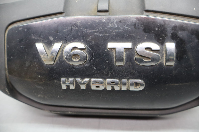 Load image into Gallery viewer, 11-15 Volkswagen VW Touareg V6 Hybrid Engine Cover Engine Trim 7P6103927A Oem
