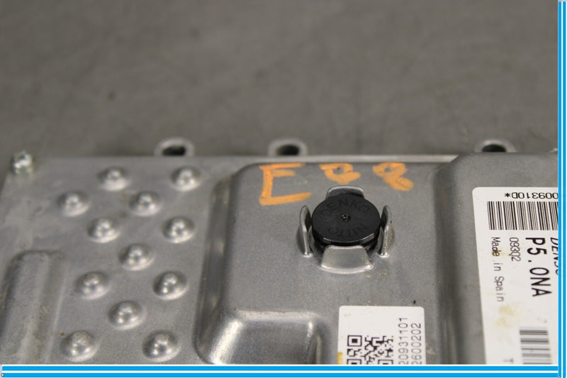 Load image into Gallery viewer, 10-13 Land Rover Range Rover Sport Engine Computer ECU PCM ECM PCU Oem
