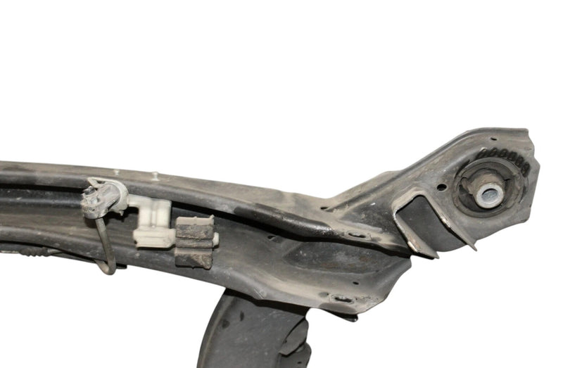 Load image into Gallery viewer, 10-18 Mercedes-Benz E350 CLS400 CLS550 Rear Subframe Sub Frame Crossmember OEM
