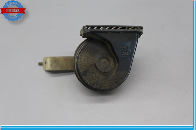 Load image into Gallery viewer, 03-09 Hummer H2 Right Passenger Side High Note Tone Horn Signal Oem
