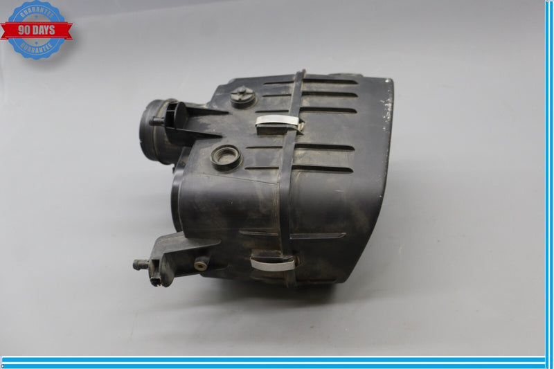 Load image into Gallery viewer, 14-21 Maserati Ghibli Right Side Engine Air Cleaner Housing Filter Box Oem
