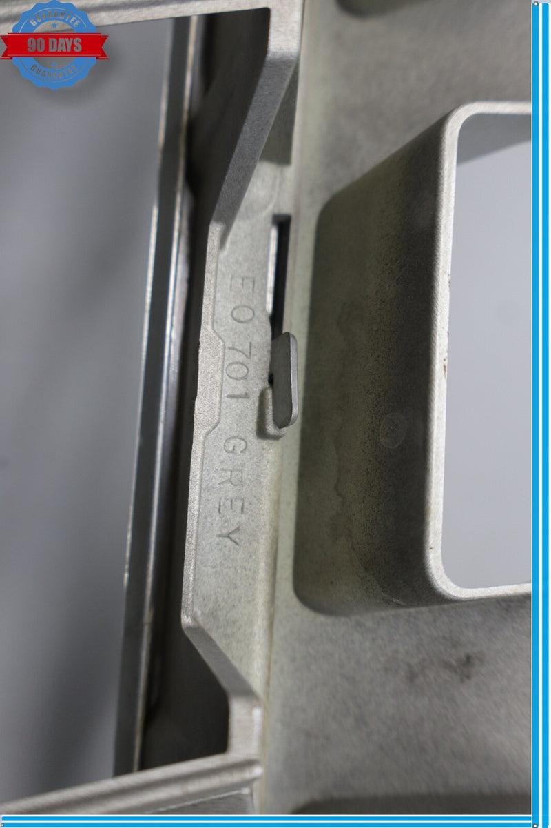 Load image into Gallery viewer, 03-11 Mercedes W164 ML350 ML550 Radiator Hood Grille Grill Assembly Oem
