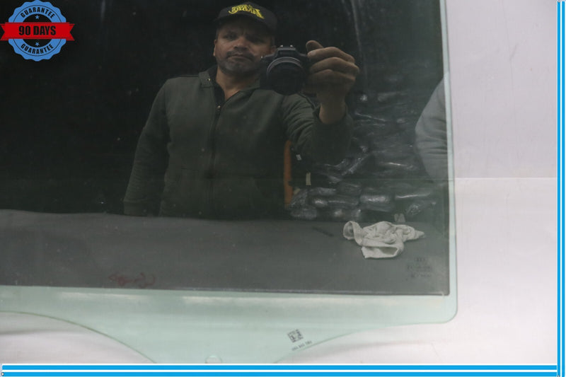 Load image into Gallery viewer, 11-18 Audi A8 A8L Quattro Rear Right Passenger Side Door WIndow Glass Oem
