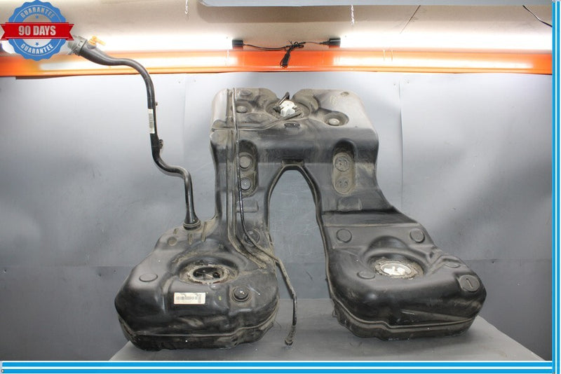 Load image into Gallery viewer, 10-15 Porsche Panamera 970 21.1G 80 Liter Fuel Gas Tank Housing Filler Neck Oem

