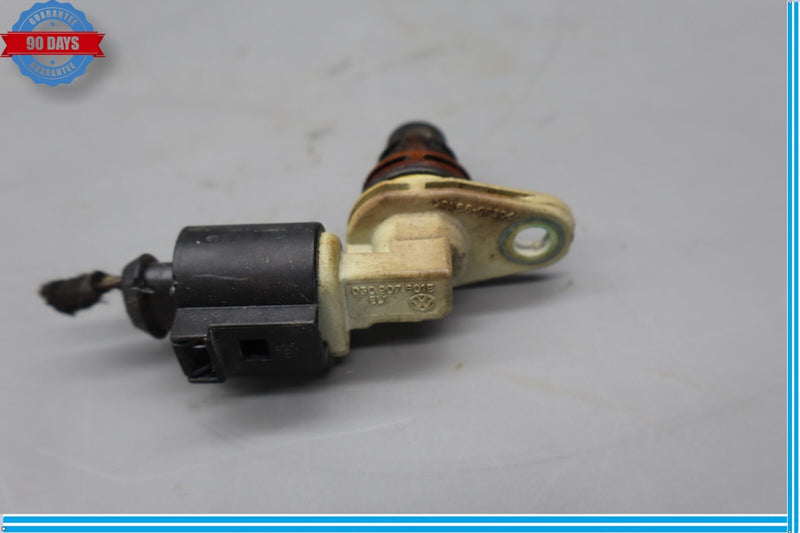 Load image into Gallery viewer, SENSOR CAMSHAFT POSITION FOR BENTLEY FLYINGSPUR DBDE 6.0L 12cyl FLYING SPUR
