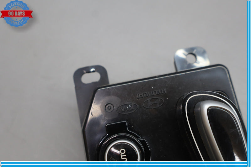 Load image into Gallery viewer, 11-13 Hyundai Equus Rear Left Driver Side Seat Memory Control Switch Oem
